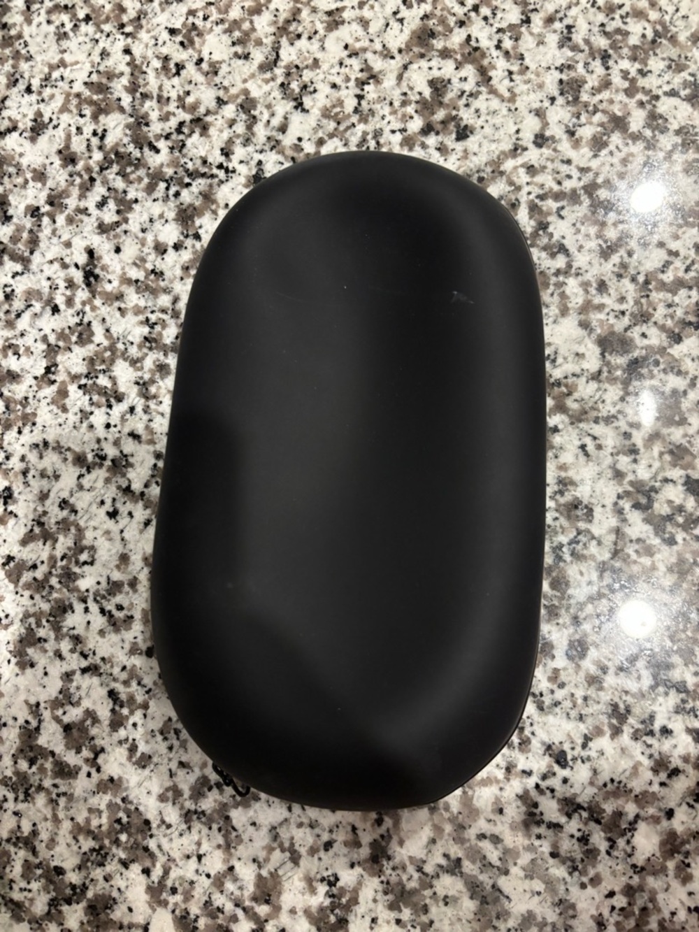 Quip Black Travel Hanging Toiletry Bag - Picture 4 of 7
